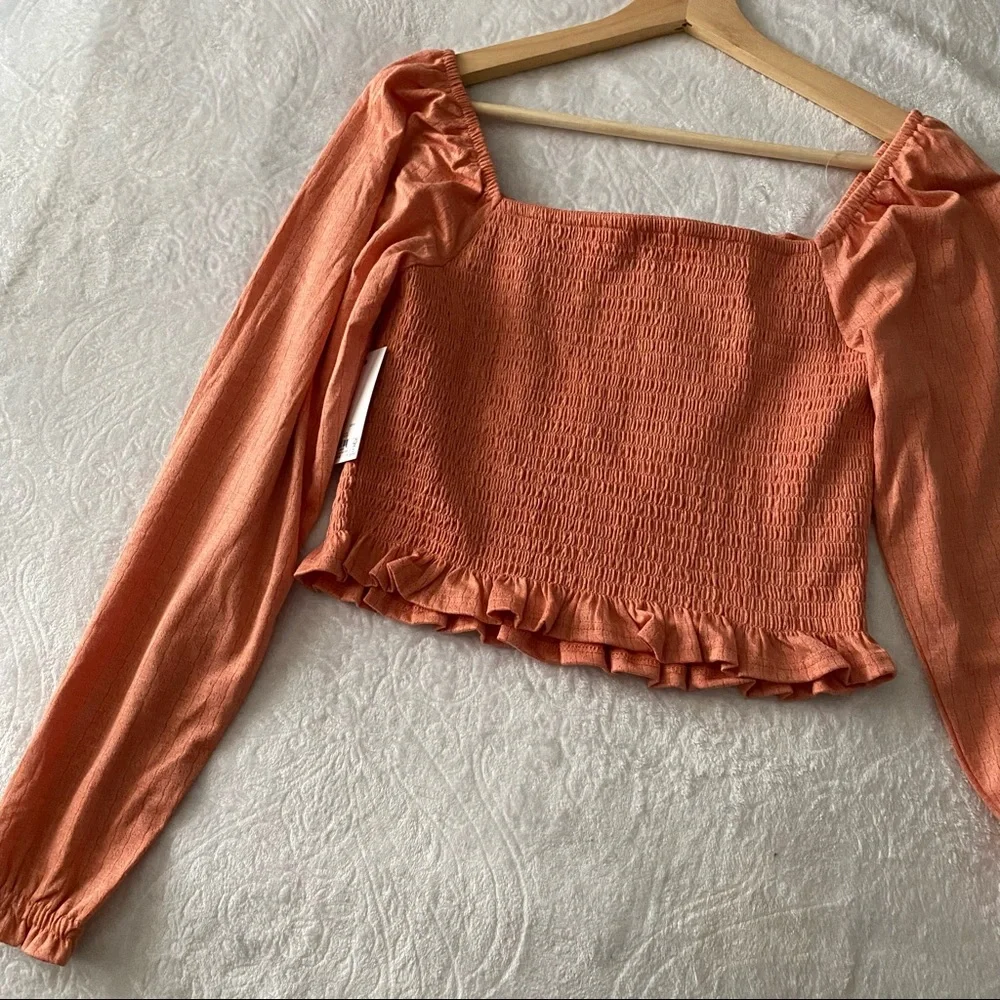 NWT Cropped Smocked Square Neck Billow Sleeve Top